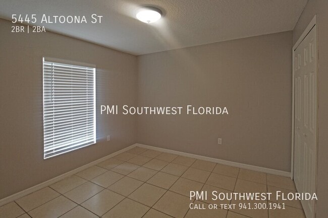Building Photo - 5445 Altoona St