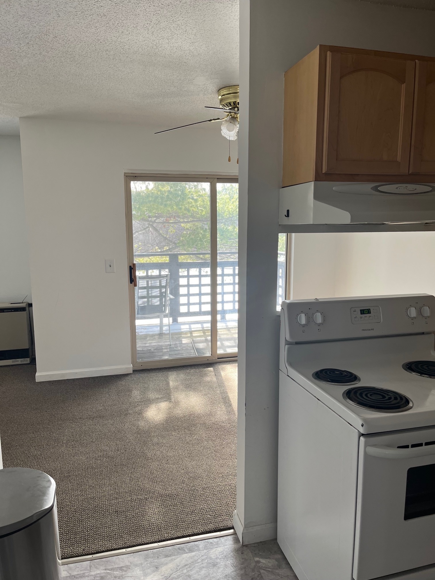 Dining Area - 234 Quarry Hill Rd