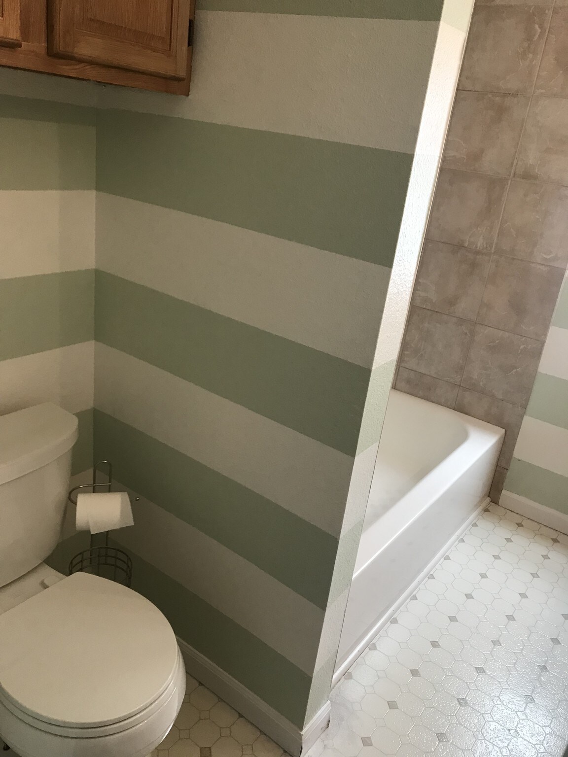Bathroom - 2801 S Clarkson St
