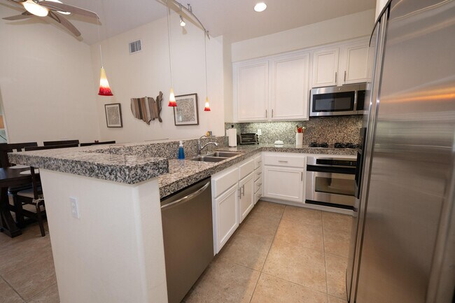 Building Photo - 45439 Shaugnessy Dr
