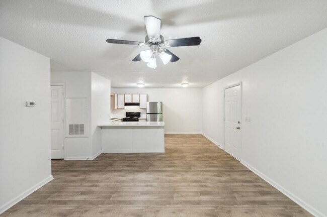 Building Photo - Where Comfort Meets Convenience!