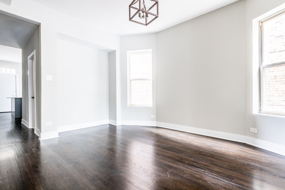 Building Photo - 1435 N Washtenaw Ave