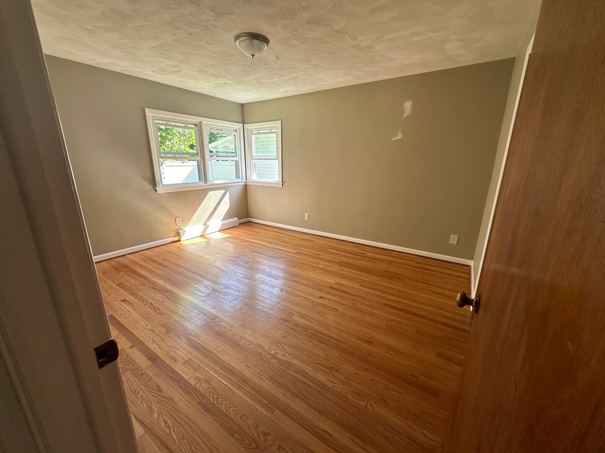 Building Photo - 311 Hartford Pl