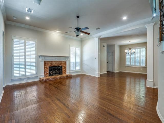 Building Photo - 6428 Glenhollow Dr