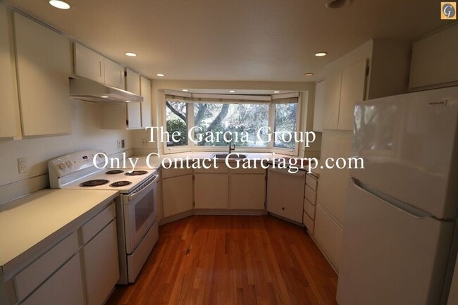 Building Photo - 1493 SW 66th Ave