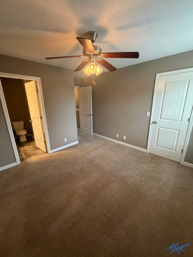 Building Photo - 1505 Orange Ct