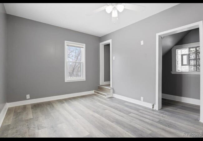 Building Photo - 3415 E Canfield St