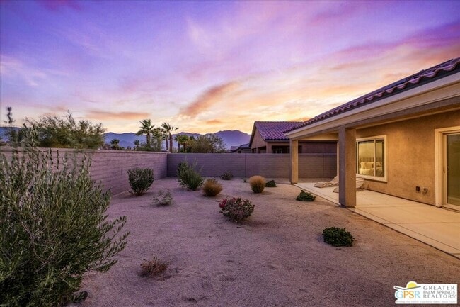 Building Photo - 69 Cabernet