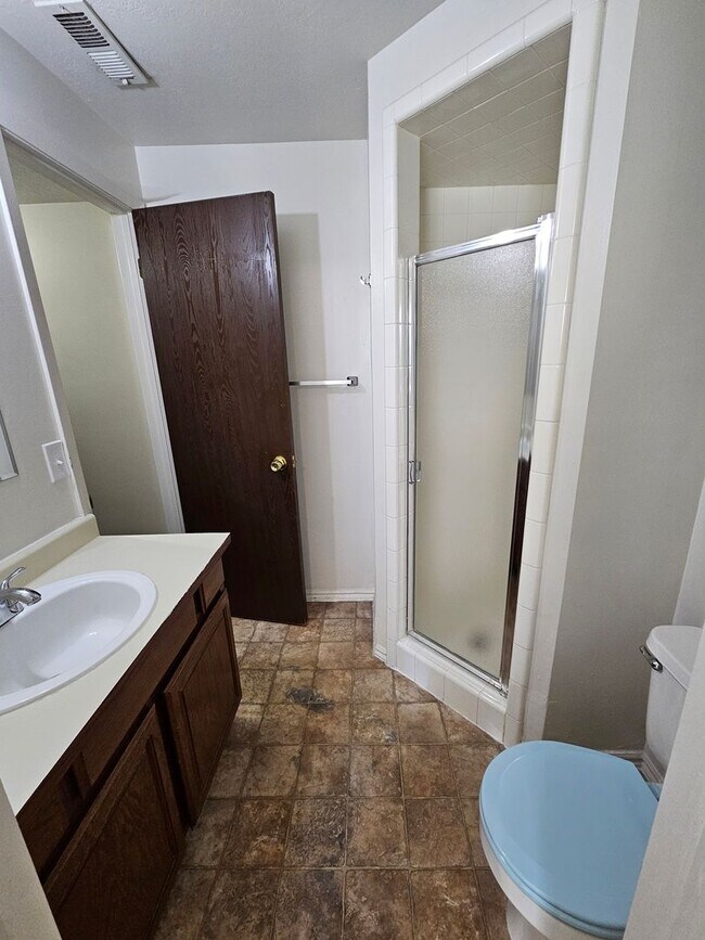 Building Photo - 51-53 W 1100 S