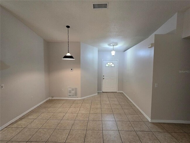 Building Photo - 1850 Marysville Dr