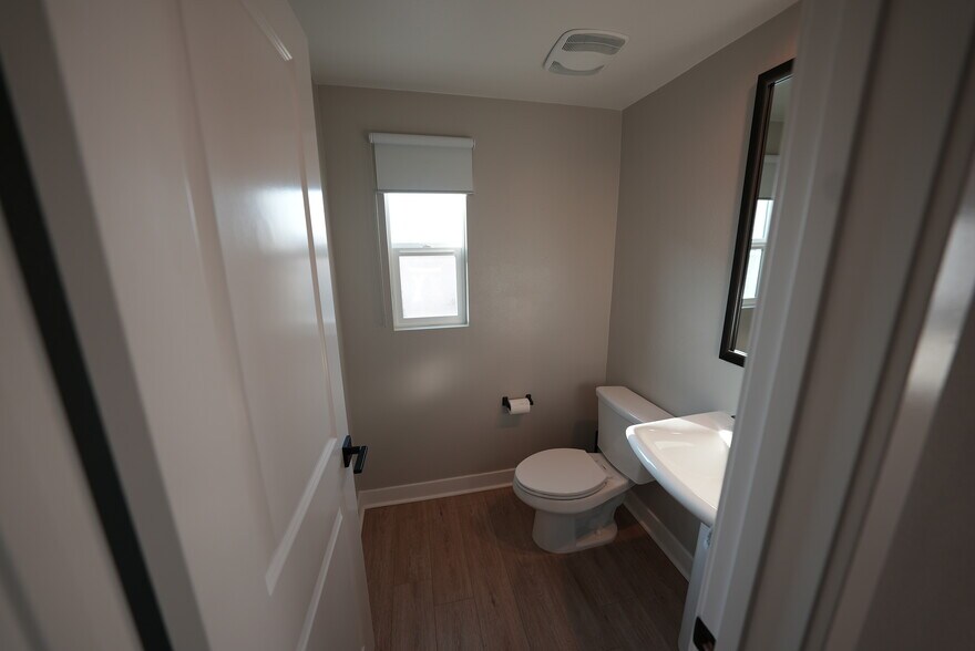 Building Photo - 14311 Claro Way