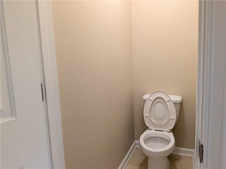Building Photo - 4624 Windale Dr NW