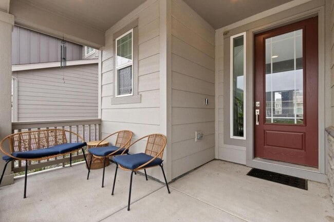 Building Photo - 4072 Chasm Lk Dr