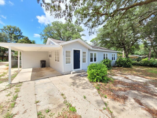 Building Photo - 369 Lincoln Ave