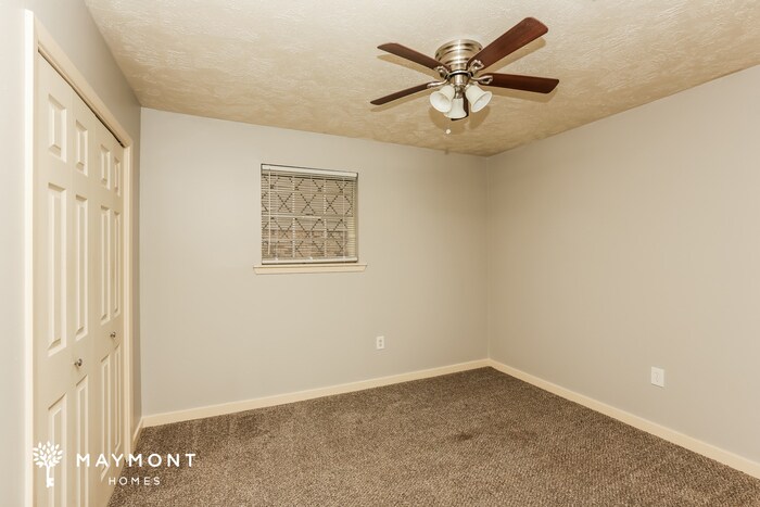 Building Photo - 5377 Brookhollow Dr