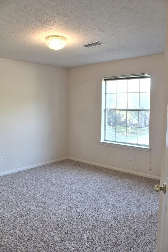 Building Photo - 71 N Brooksedge Cir