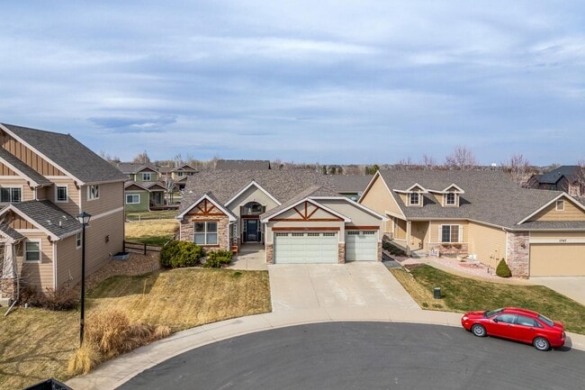 Building Photo - 5-bedroom, 3-bathroom home located in Windsor, CO.