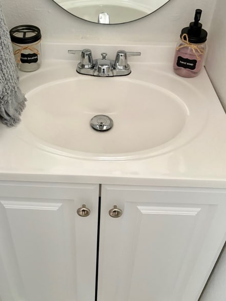 Building Photo - 28409 Victoria Rd