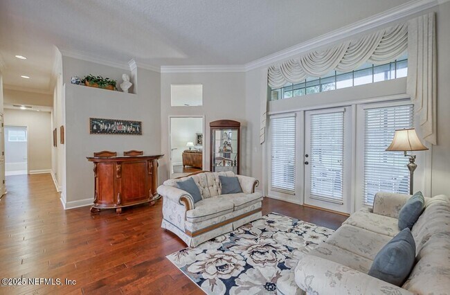 Building Photo - 8205 Bay Tree Ln