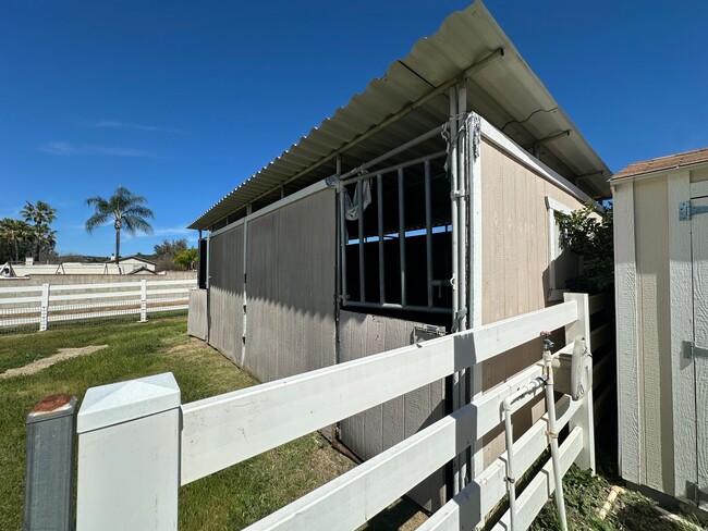 Building Photo - 4BD/3BA Ramona Home w/ Sparkling Pool – Scenic, Private, and Spacious