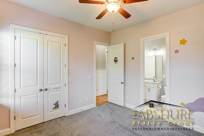 Building Photo - 109 Buck Johnson St