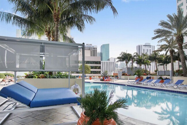 Building Photo - 244 Biscayne Blvd