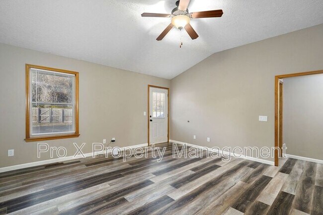 Building Photo - 4223 W Madison St