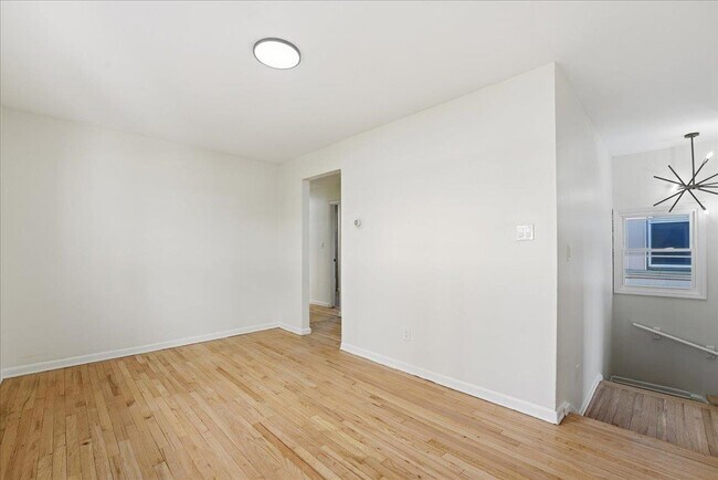 Building Photo - 212 Seaview Ave