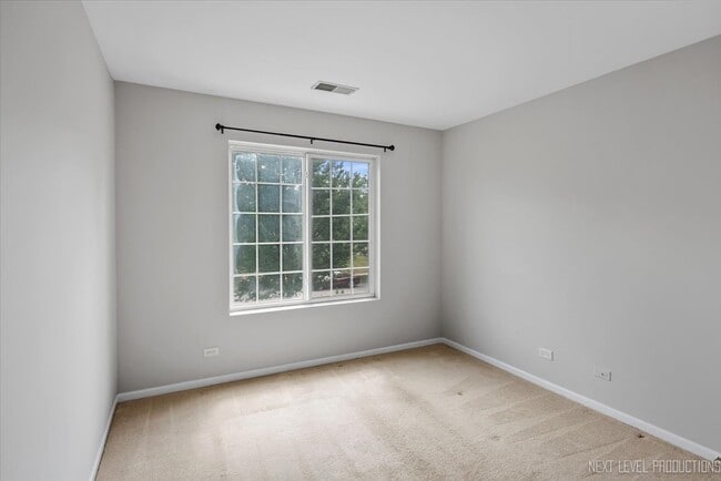 Building Photo - 2553 Carrolwood Rd
