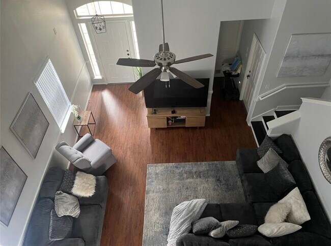 Building Photo - 21615 Falvel Sunset Ct