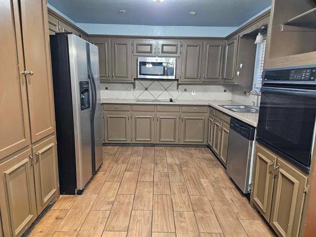 Building Photo - 808 McCurry Ave