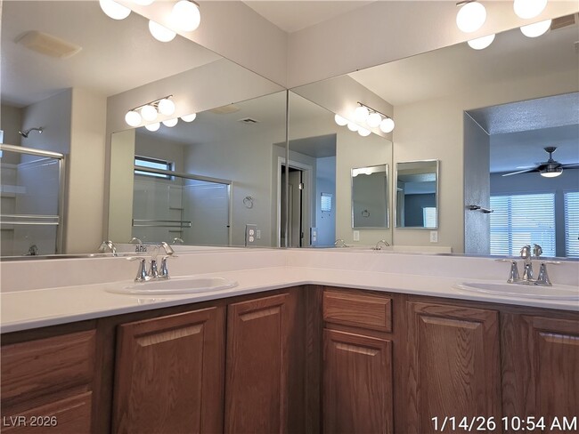 Building Photo - 10416 Scotch Elm Ave