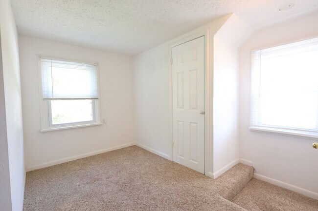 Building Photo - Charming Cape Cod Home in the Heart of Kirkwood!