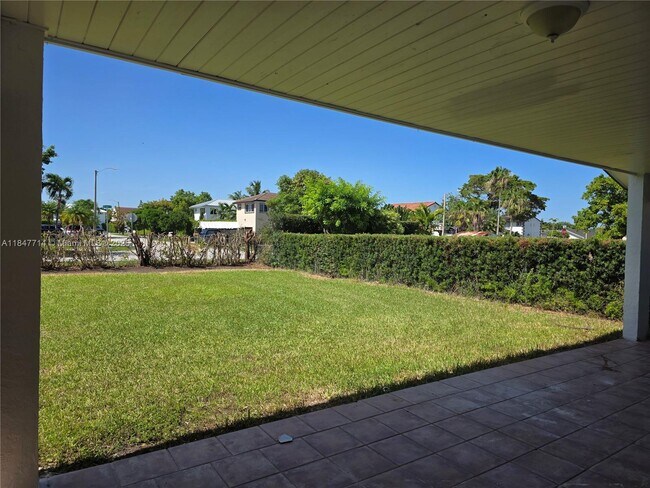 Building Photo - 10629 SW 68th Terrace
