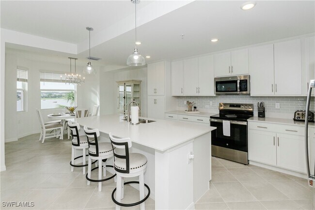 Building Photo - 5555 Double Eagle Cir