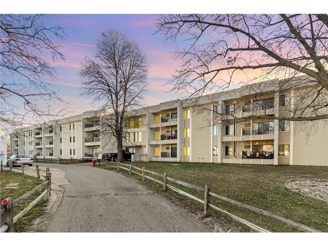 Building Photo - 4130 Rahn Rd