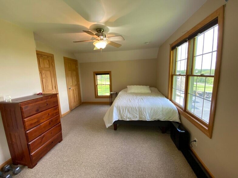 Back bedroom with beautiful view - N40W27368 Glacier Rd