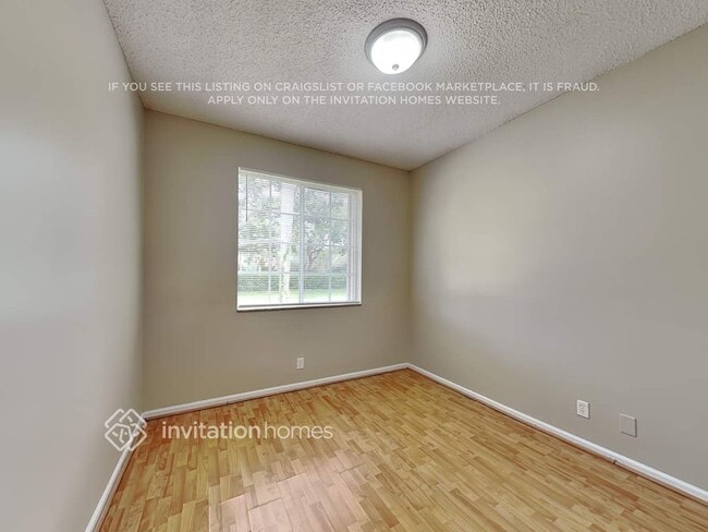 Building Photo - 5534 Lake Tern Pl