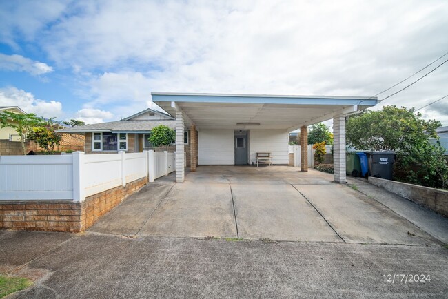 Building Photo - 3BR/2BA SINGLE FAMILY HOME