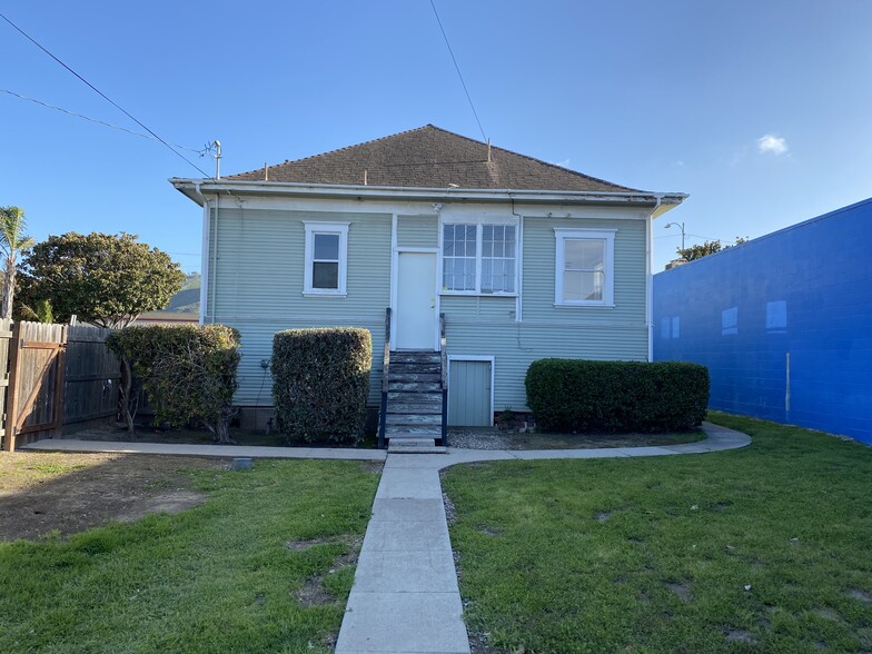 Building Photo - 307 E Ocean Ave