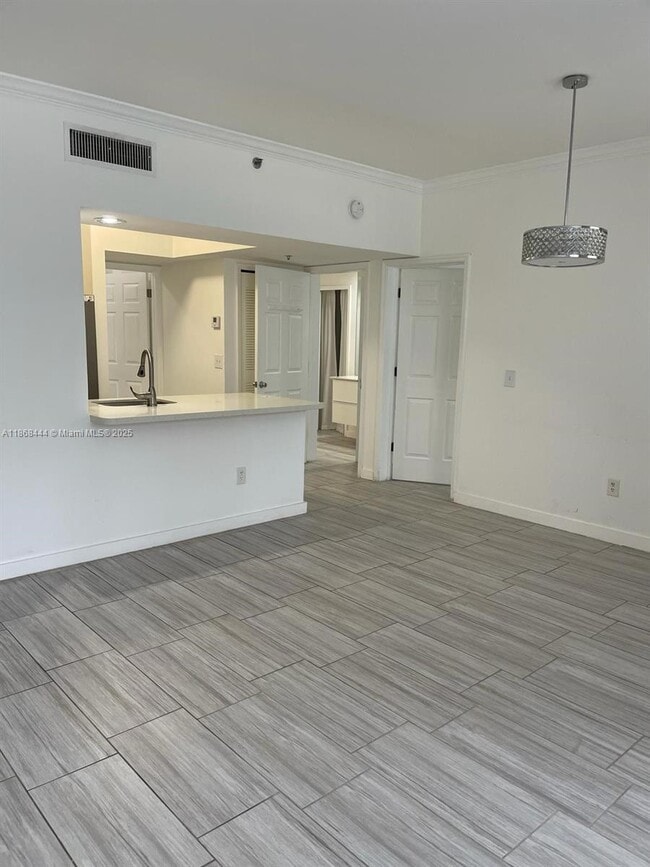 Building Photo - 3155 NE 184th St