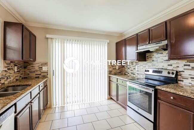 Building Photo - 3 Bedroom Pet-Friendly Home in CONVERSE, T...