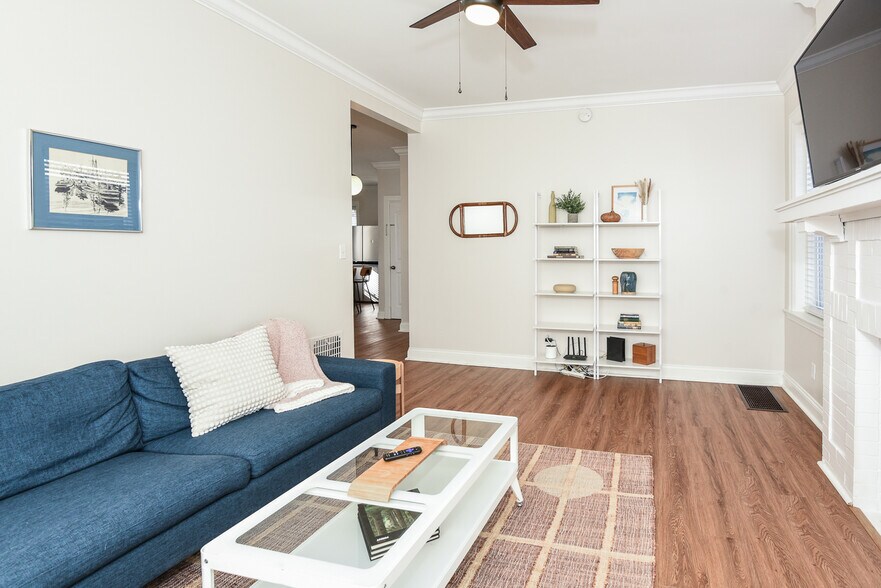 Building Photo - 2015 McNair Ave