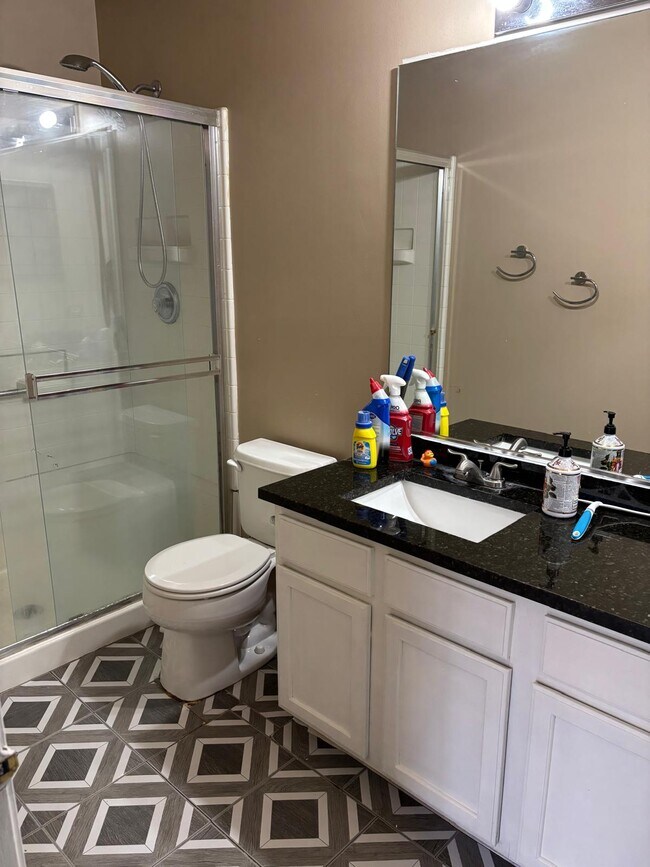 Building Photo - 2528 Bordeaux Ln