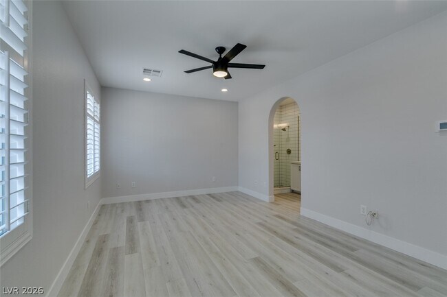 Building Photo - 11370 Merado Peak Dr