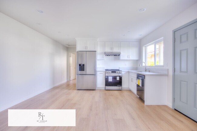 Building Photo - 2 Bed | 2 Bath | Alhambra School District