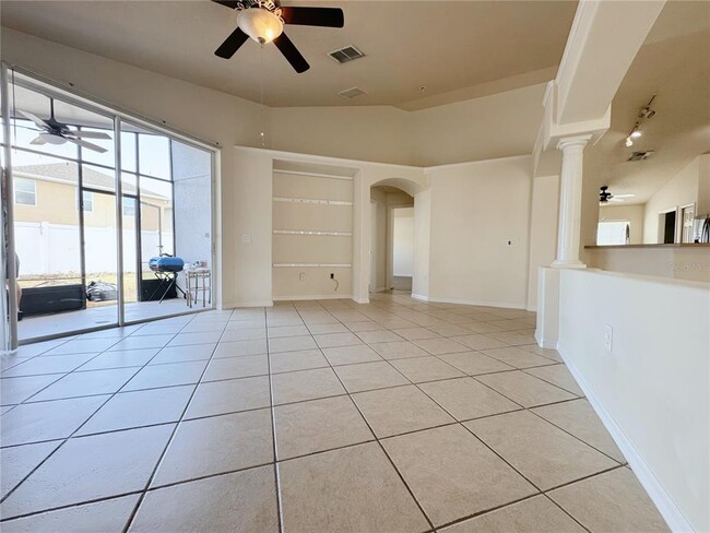 Building Photo - 171 Thornbury Dr