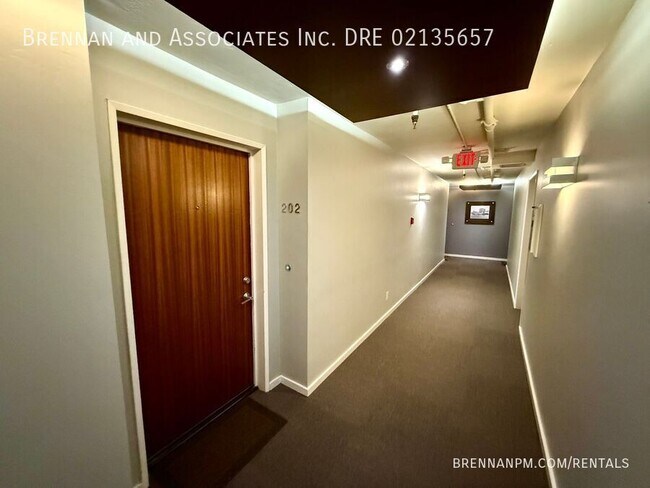 Building Photo - 1640 Tenth Ave