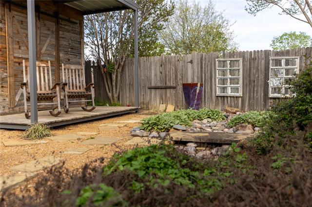 Building Photo - 801 Dickerson Cir