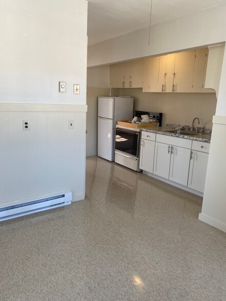 Building Photo - 37 Arlington St